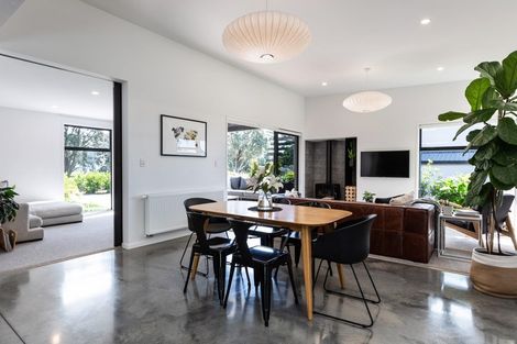 Photo of property in 25 Kotare Drive, Waiwhakaiho, New Plymouth, 4312