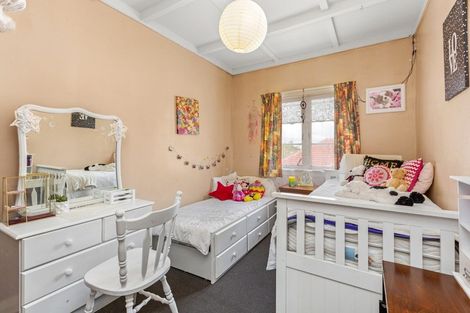 Photo of property in 5 Ridout Street, Maeroa, Hamilton, 3200