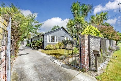 Photo of property in 51 Kings Avenue, Waikuku Beach, 7402