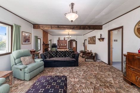 Photo of property in 33 Owhango Road, Owhango, 3990