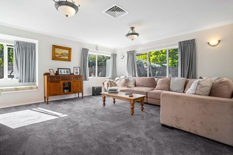 Photo of property in 6 Applemoors Way, Riverhead, 0820