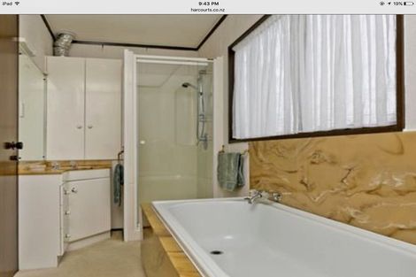 Photo of property in 2/5 Kegworth Place, Browns Bay, Auckland, 0630