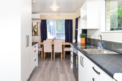 Photo of property in 26 Elmwood Crescent, Pukete, Hamilton, 3200