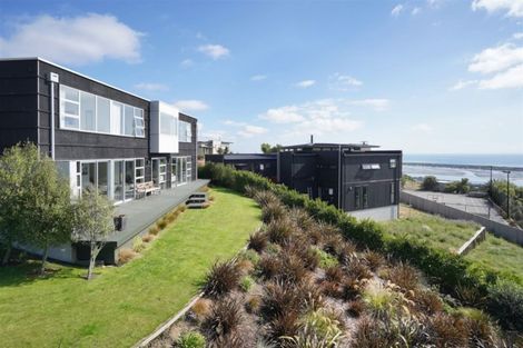 Photo of property in 105 Glenstrae Road, Redcliffs, Christchurch, 8081