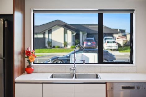 Photo of property in 1/7 Maggie Place, Chartwell, Hamilton, 3281