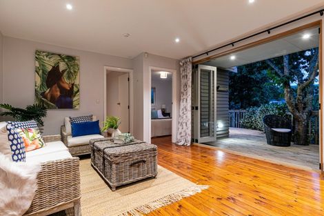 Photo of property in 7 Tipau Street, Torbay, Auckland, 0630