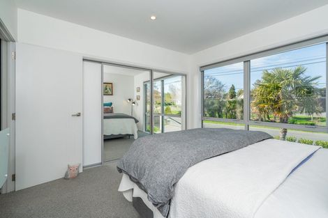 Photo of property in 218 Riverlaw Terrace, Saint Martins, Christchurch, 8022