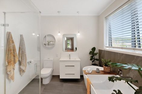 Photo of property in 142 Condor Drive, Pyes Pa, Tauranga, 3112