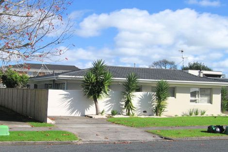 Photo of property in 1/21 Hattaway Avenue, Bucklands Beach, Auckland, 2012