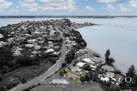 Photo of property in 4 Beach Grove, Omokoroa, 3114