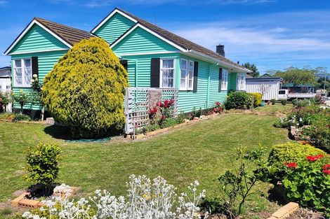 Photo of property in 6 Gertrude Street, Dannevirke, 4930