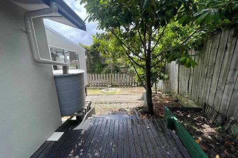 Photo of property in 9 Snell Place, Pakuranga, Auckland, 2010