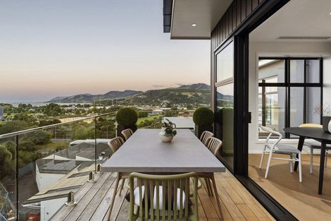 Photo of property in 71 Haven Road, Nelson, 7010