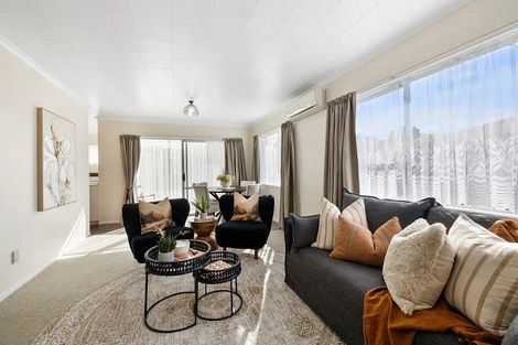 Photo of property in 1 Naumai Place, Spotswood, New Plymouth, 4310