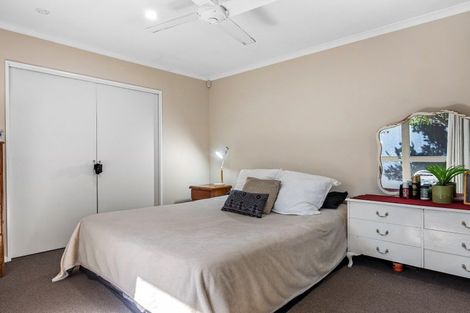 Photo of property in 10 Netley Place, Aranui, Christchurch, 8061