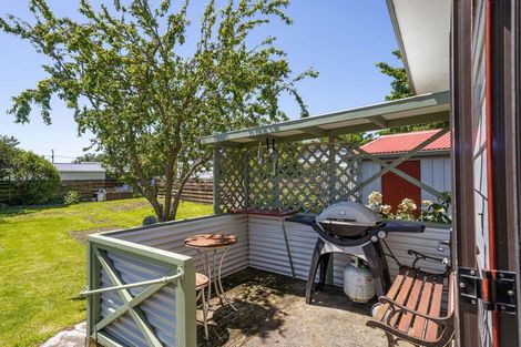 Photo of property in 38 Philip Street, Carterton, 5713