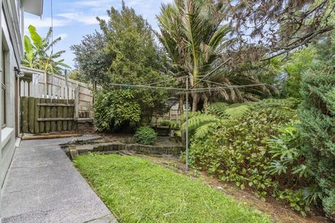 Photo of property in 30 Glendene Avenue, Glendene, Auckland, 0602