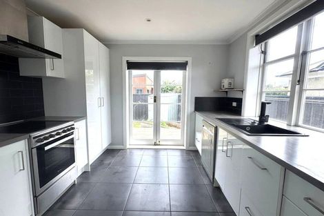 Photo of property in 35 Bedford Road, Marewa, Napier, 4110