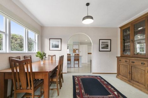 Photo of property in 8 Hautana Square, Woburn, Lower Hutt, 5010