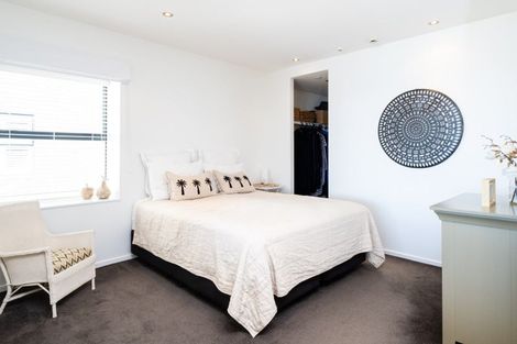 Photo of property in 305/7 Humber Street, Pandora, Napier, 4110