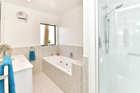 Photo of property in 59 Marellen Drive, Red Beach, 0932