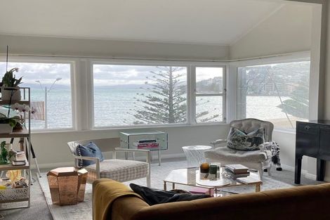 Photo of property in 186 Oriental Parade, Oriental Bay, Wellington, 6011