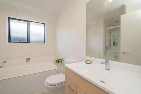 Photo of property in 8 Palm Drive, Whitianga, 3510