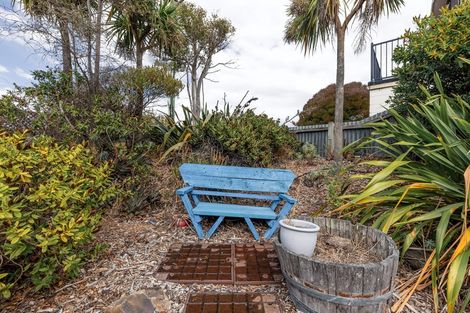 Photo of property in 37 Larnach Street, Waimairi Beach, Christchurch, 8083