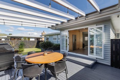 Photo of property in 12a Goods Road, Otumoetai, Tauranga, 3110