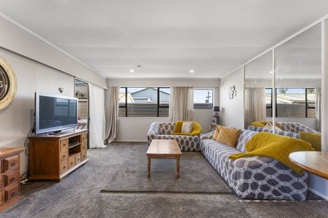 Photo of property in 16 Prince Street, Gonville, Whanganui, 4501