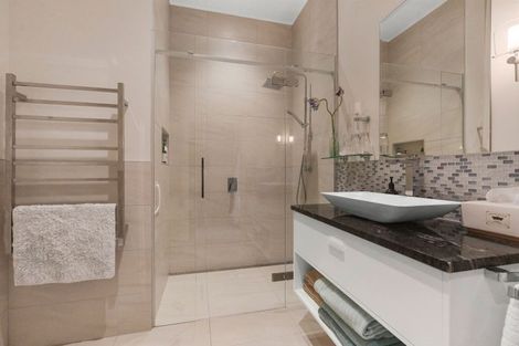 Photo of property in 36 Hoeke Road, Carrington, Carterton, 5791