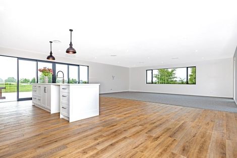 Photo of property in 584a Back Ormond Road, Makauri, 4071