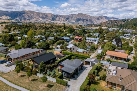 Photo of property in 7 Alice Burn Drive, Luggate, Cromwell, 9383