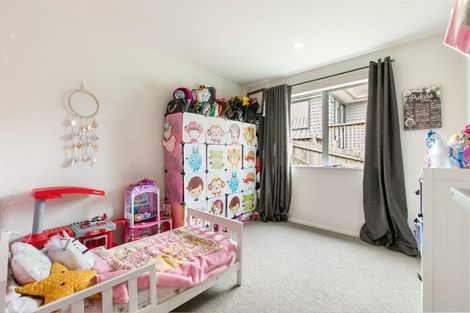 Photo of property in 113e Sunnyside Road, Sunnyvale, Auckland, 0612