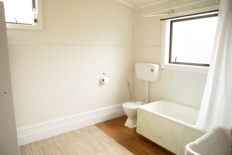 Photo of property in 11 Coronation Street, Waimate, 7924