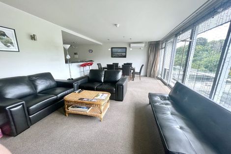 Photo of property in Montreaux Apartments, 5g/164 The Terrace, Wellington Central, Wellington, 6011