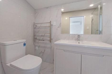 Photo of property in 57c Pleasant Road, Glen Eden, Auckland, 0602