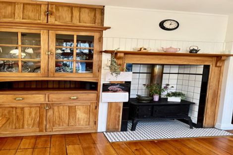 Photo of property in 58 Glen Road, Kelburn, Wellington, 6012