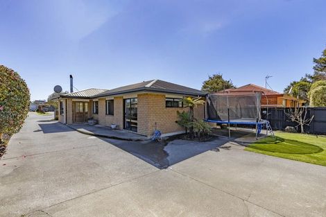 Photo of property in 5 Somerset Place, Woodend, 7610