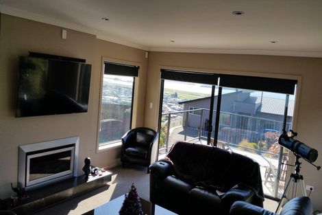 Photo of property in 24 Heemskerck Place, Britannia Heights, Nelson, 7010