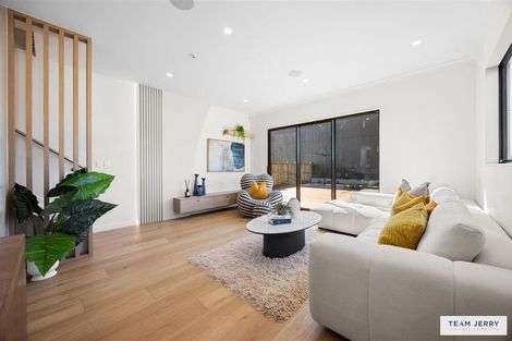 Photo of property in 41 Maungakaraka Road, Karaka, 2580