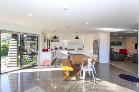 Photo of property in 24 Redwood Crescent, Hurdon, New Plymouth, 4310