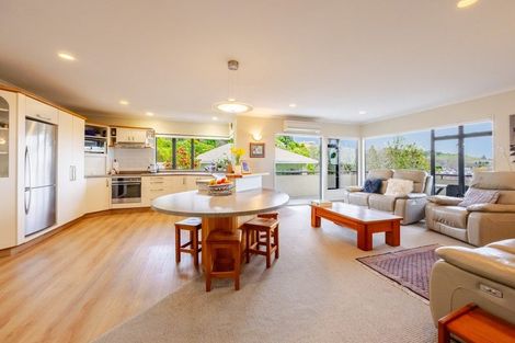 Photo of property in 41 Hetley Crescent, Taradale, Napier, 4112