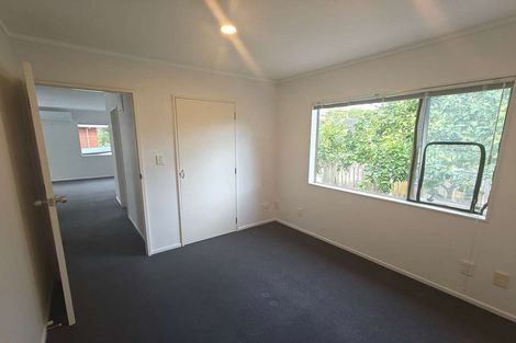 Photo of property in 16 Rotoiti Avenue, Pakuranga Heights, Auckland, 2010