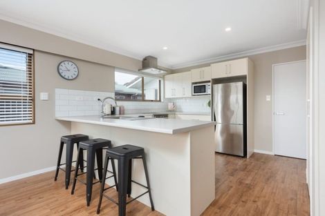 Photo of property in 15 Hookey Drive, Te Puke, 3119