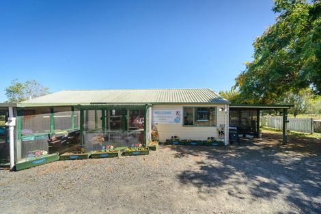 Photo of property in 1590 State Highway 3, Awahuri, Palmerston North, 4476