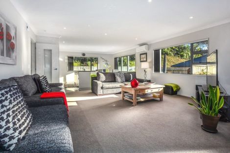 Photo of property in 12 Spritsail Place, Whitby, Porirua, 5024