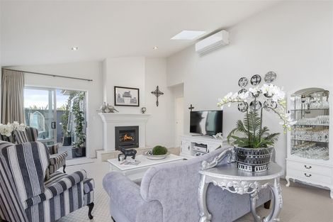 Photo of property in 11 Lennon Way, Papamoa Beach, Papamoa, 3118