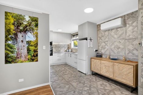 Photo of property in 29a Thorburn Avenue, Red Beach, 0932