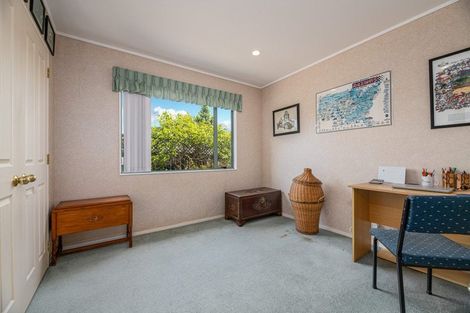 Photo of property in 9 Amesbury Rise, Henderson, Auckland, 0612